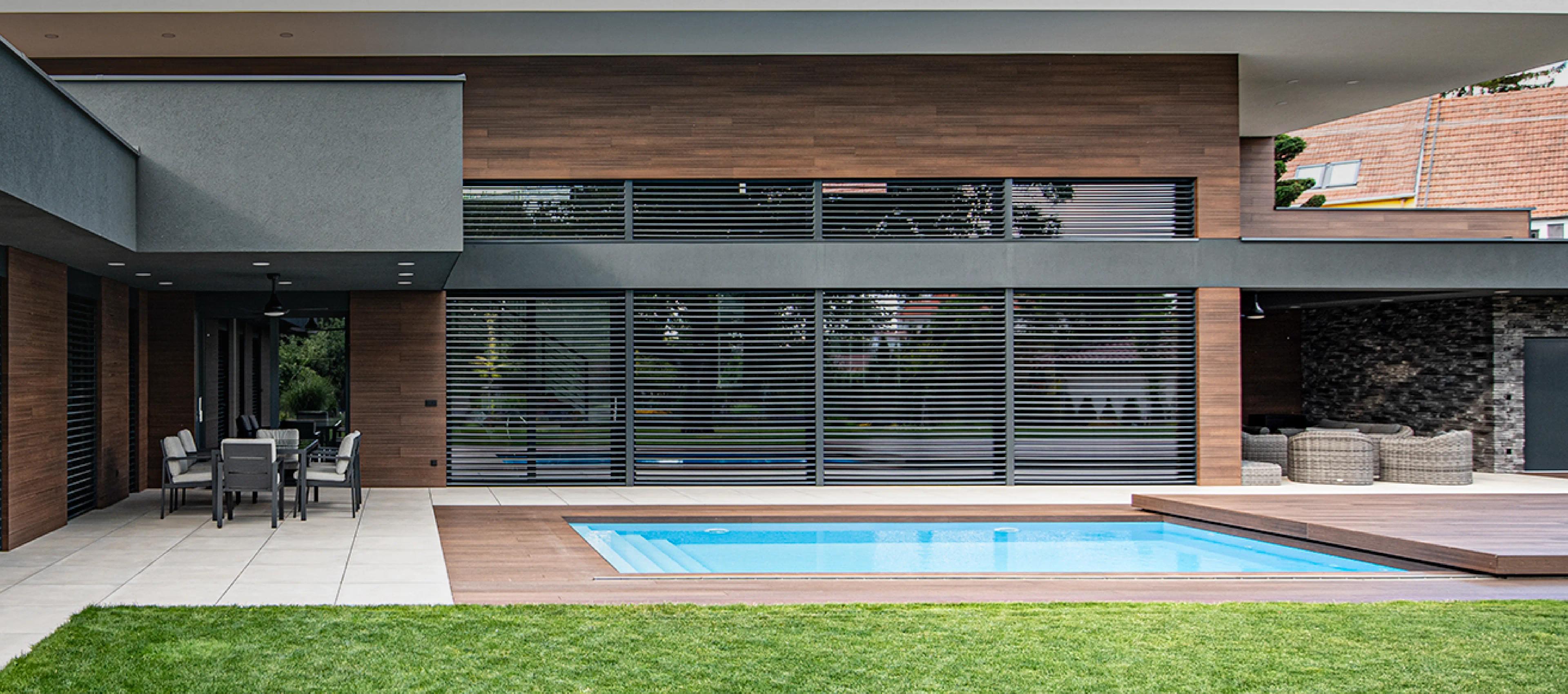 WPC obklad bazénu Timbermax – realizace na míru
