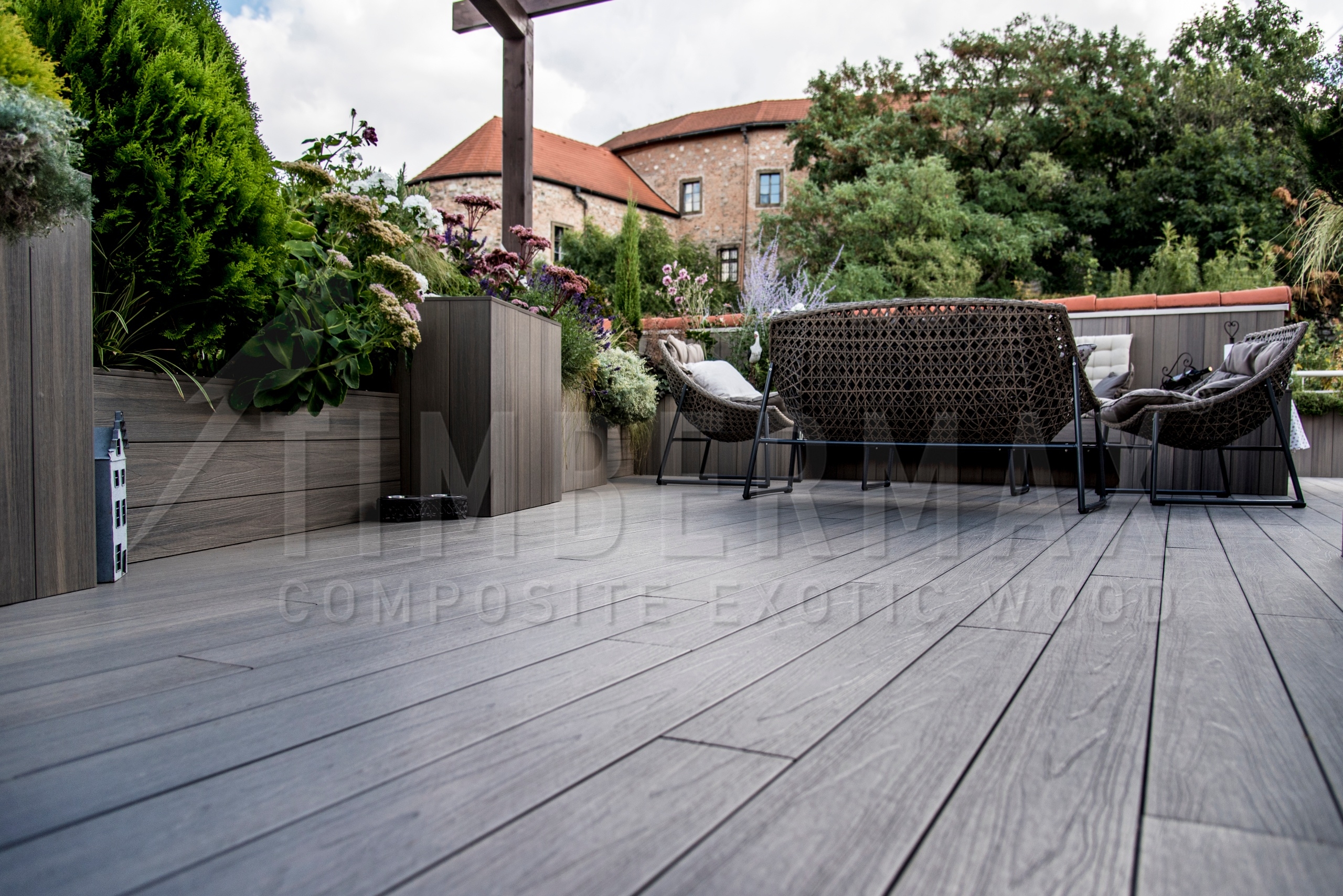 Detail kompozitních prken na WPC terase Timbermax